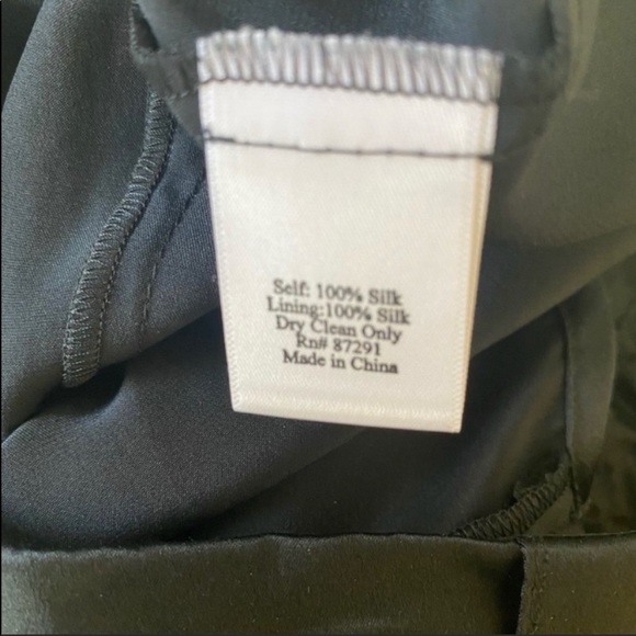 ISO: For Love and Liberty Silk Cargo Pants - Size 8 or 6!!! - Picture 5 of 5